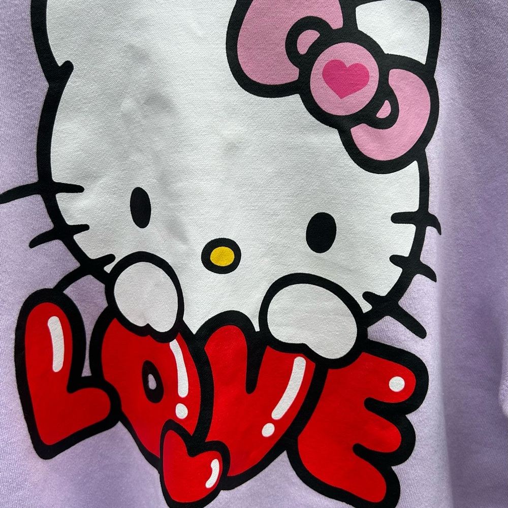 Hello Kitty Sanrio Love Crewneck Graphic Lavender Sweatshirt Size S